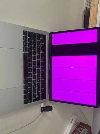 MacBook Pro 13 2,6 i5 8GB RAM 250GB SSD. REPUESTO