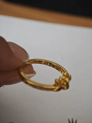Anillo Pandora Corona Tiana Disney Dorado