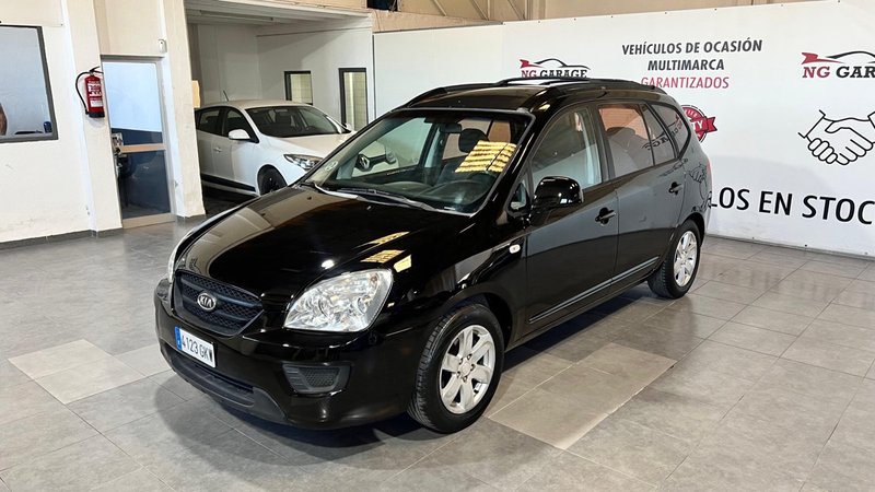 KIA CARENS 2.0CRDI - foto 1