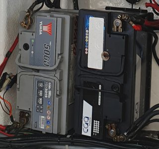 2 Baterías usadas en buen estado de funcionamiento