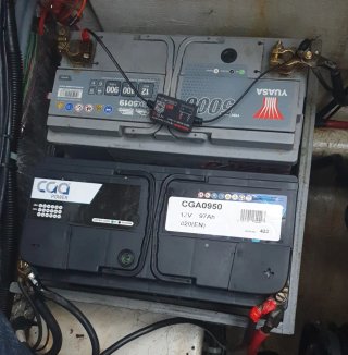 2 Baterías usadas en buen estado de funcionamiento
