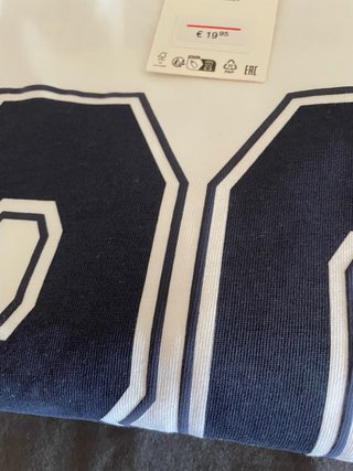 Camiseta Zara Blanca con Números Azul Marino Talla