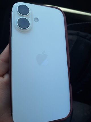iPhone 16