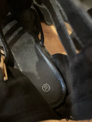 Sandalias plataforma tacón negras