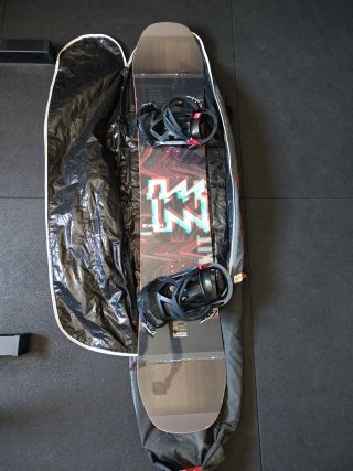 Tabla Snowboard con Fijaciones y Funda