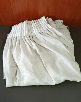 Cortina riel 110 cm ancho arriba