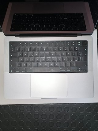 Macbook Pro 14" M1 Pro 512GB Completo - Come Nuovo