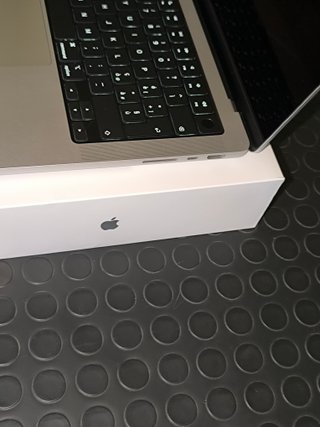 Macbook Pro 14" M1 Pro 512GB Completo - Come Nuovo