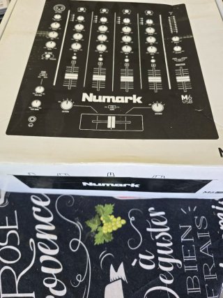 Mixer Numark M6 USB Mezclador DJ