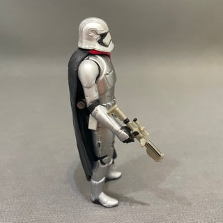 STAR WARS | Captain Phasma The Force Awakens 2015