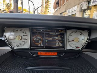Peugeot 807 ST 2.2 HDI