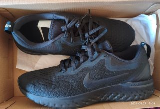 Nike Odyssey React Mujer Talla 38.5 NUEVAS