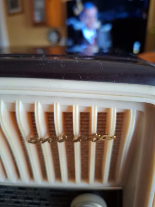 Radio Invicta 6470 FM