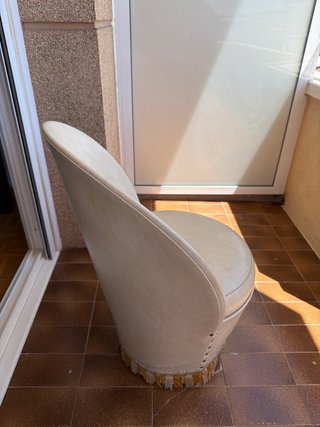 Sillón con almacenaje beige