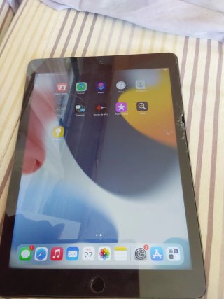 iPad grigio come nuovo