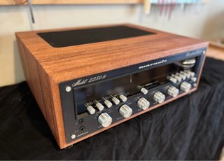 Cassa in legno per amplificatori HI FI
