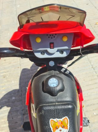 Moto infantil Feber a batería