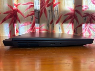 Lenovo IdeaPad G3 - R5 6600H RTX3050 16GB 512GB