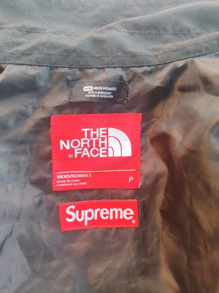 Chaqueta The North Face Supreme Mapa Talla M