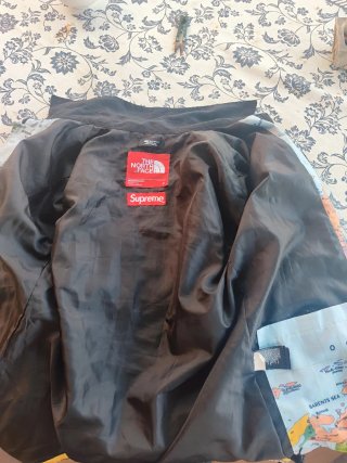 Chaqueta The North Face Supreme Mapa Talla M