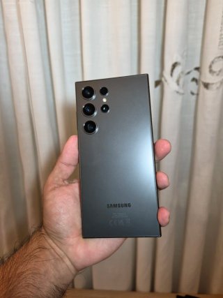 Samsung S24 Ultra 1TB + Buds 3 Pro