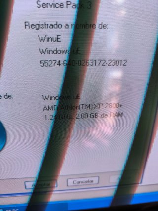 Ordenador sobremesa Hyundai con monitor