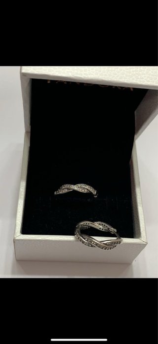 Pendientes Aro Espiral Pandora Brillantes