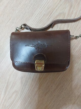 Bolso bandolera de cuero