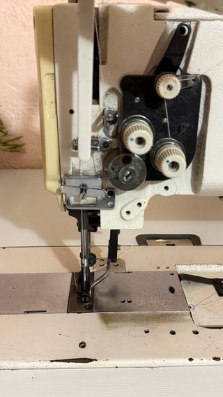 Máquina decoser triple arrastre Daesma