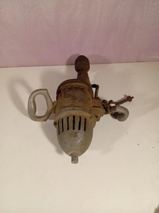 Taladro antiguo