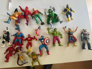 Figuras Marvel DC y Tortugas Ninja. C1