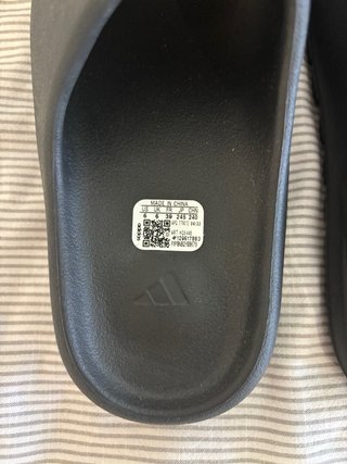 Adidas Yeezy Slide Onyx Talla 39 HQ6448