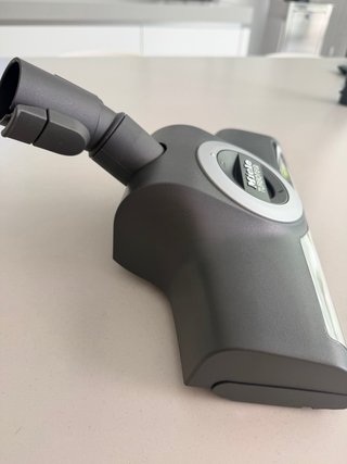 Cepillo Miele TurboTeQ STB101 a estrenar
