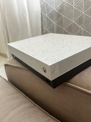 LEER BIEN. Xbox One X Hyperspace