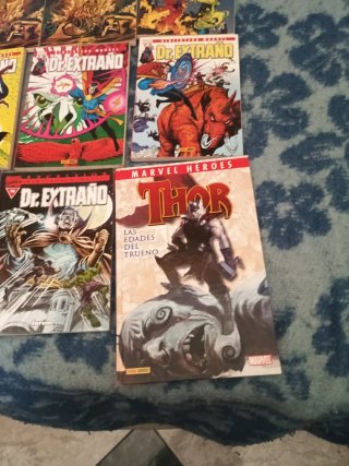 Lote comics biblioteca Marvel