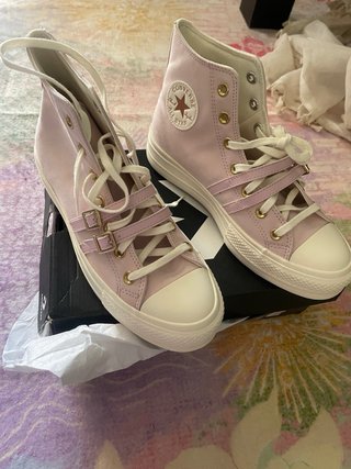Converse rosas altas nuevas en caja