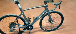 Bicicleta de carretera BH G8 talla L.