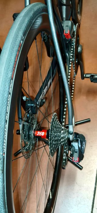 Bicicleta de carretera BH G8 talla L.