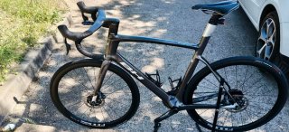 Bicicleta de carretera BH G8 talla L.