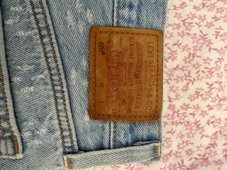 Shorts vaqueros levis bordados