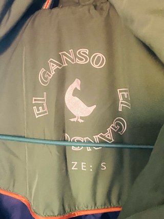 Chaqueta, plumas marca “ El Ganso “, verde oliva