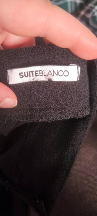 Mono corto espalda descubierta