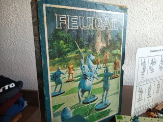 Juego estrategia de mesa Feudal antiguo (1967)