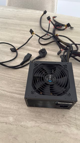 Fuente de Alimentación Aerocool KCAS 500W