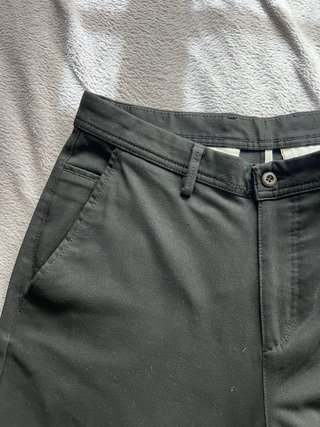Pantalón recto negro hombre