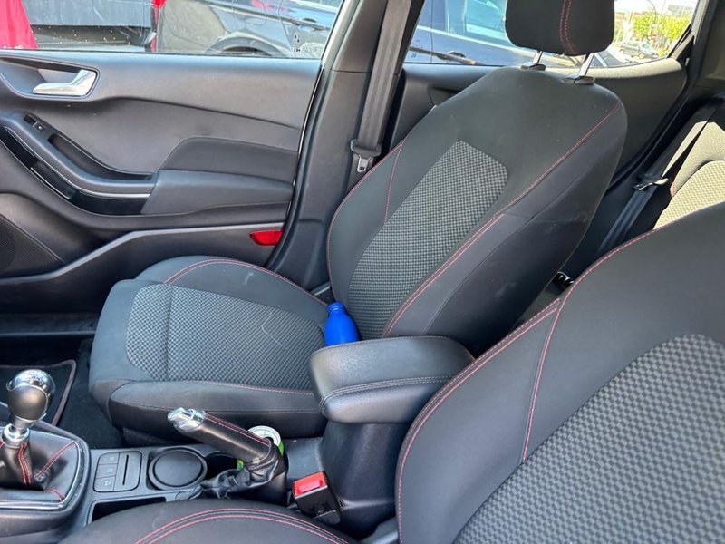 Ford Fiesta 1.0 EcoBoost S-T Line S&S 3p 2020, foto 12