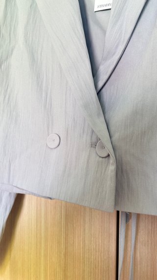 Blazer Stradivarius gris cropped