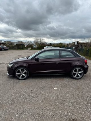 Audi A1 2011
