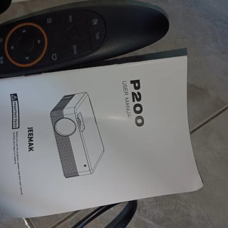 Proyector LED Jeemak P200 Blanco