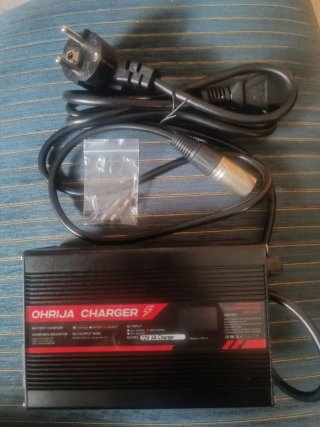 Cargador Batería OHRIJA 72V 3A